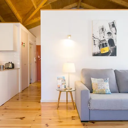 Charming Santos Neighborhood, Walk To Time Out Market Apartmán *