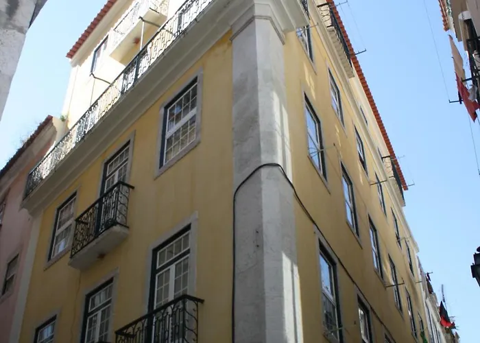 Charming Santos Neighborhood, Walk To Time Out Market 아파트 *
